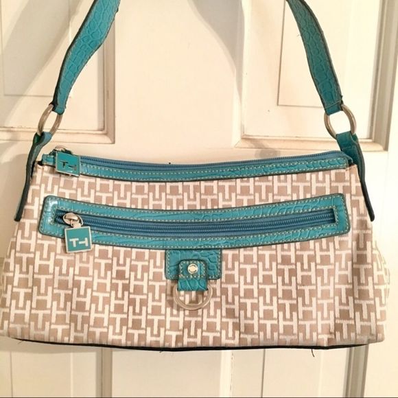 Tommy Hilfiger Shoulder Bag - Picture 2 of 6